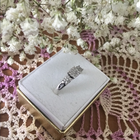 Gorgeous Sterling Silver & Diamonds😍 - Picture 2 of 4